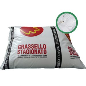 Calce spenta o grassello (stagionatura 8-10 mesi)